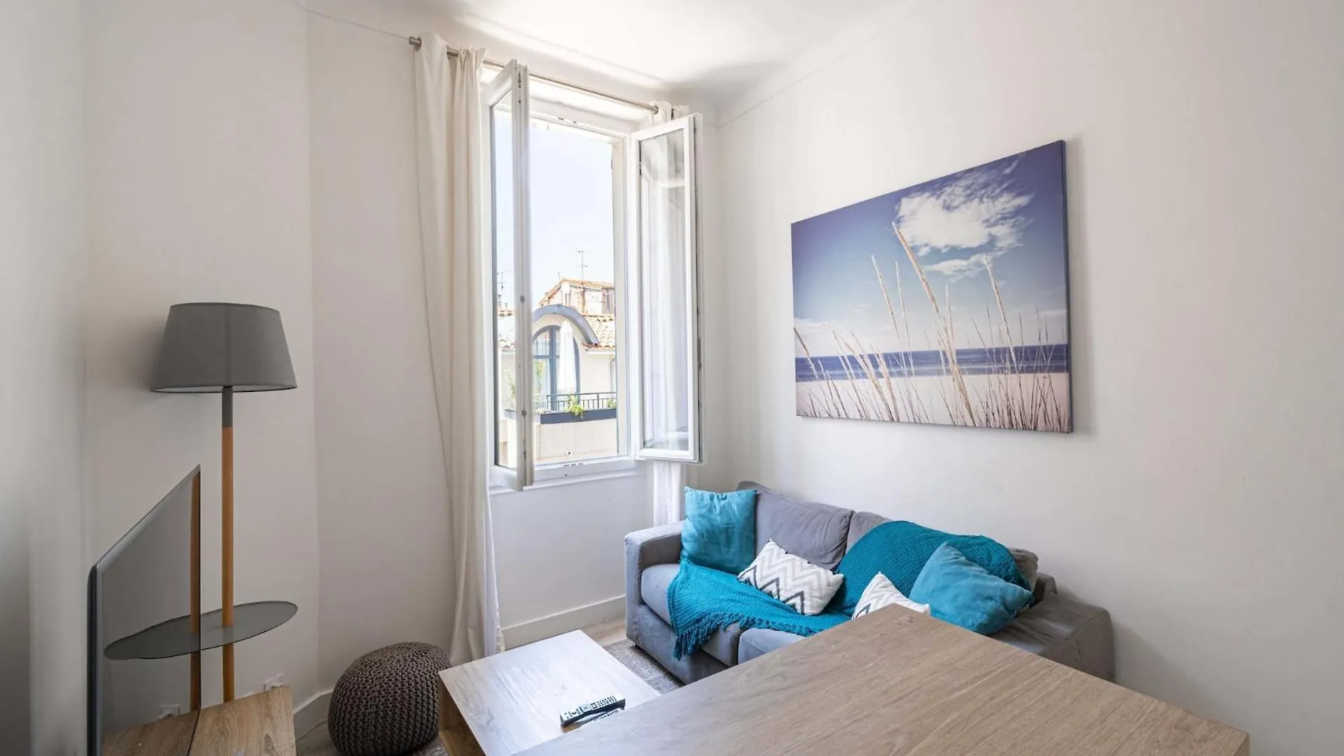 Beautiful Renovated Apartment - Near Croisette - 1Br 4P Cannes 0*,  France