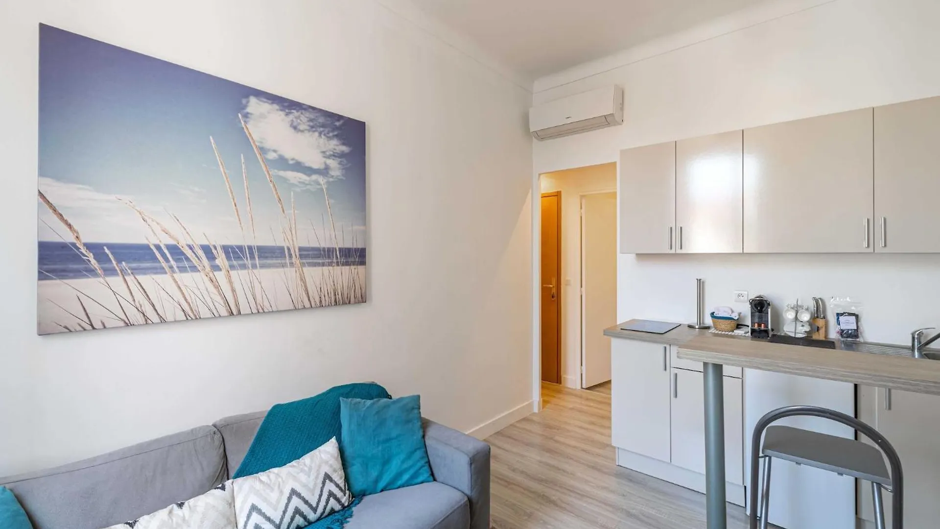 Beautiful Renovated Apartment - Near Croisette - 1Br 4P Cannes